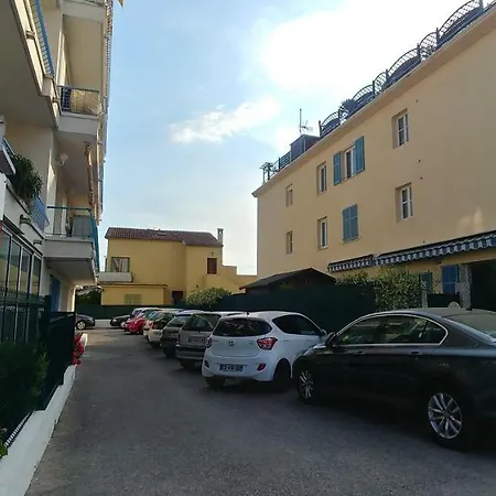 Apartamento Charmant Studio Proche De Nice A 300m Des Plages *